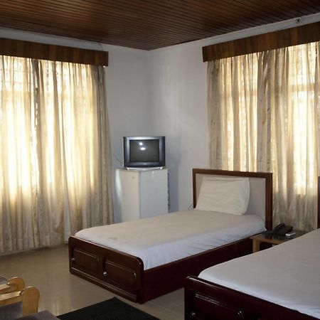 East Legon Guest Lodge Madina Εξωτερικό φωτογραφία