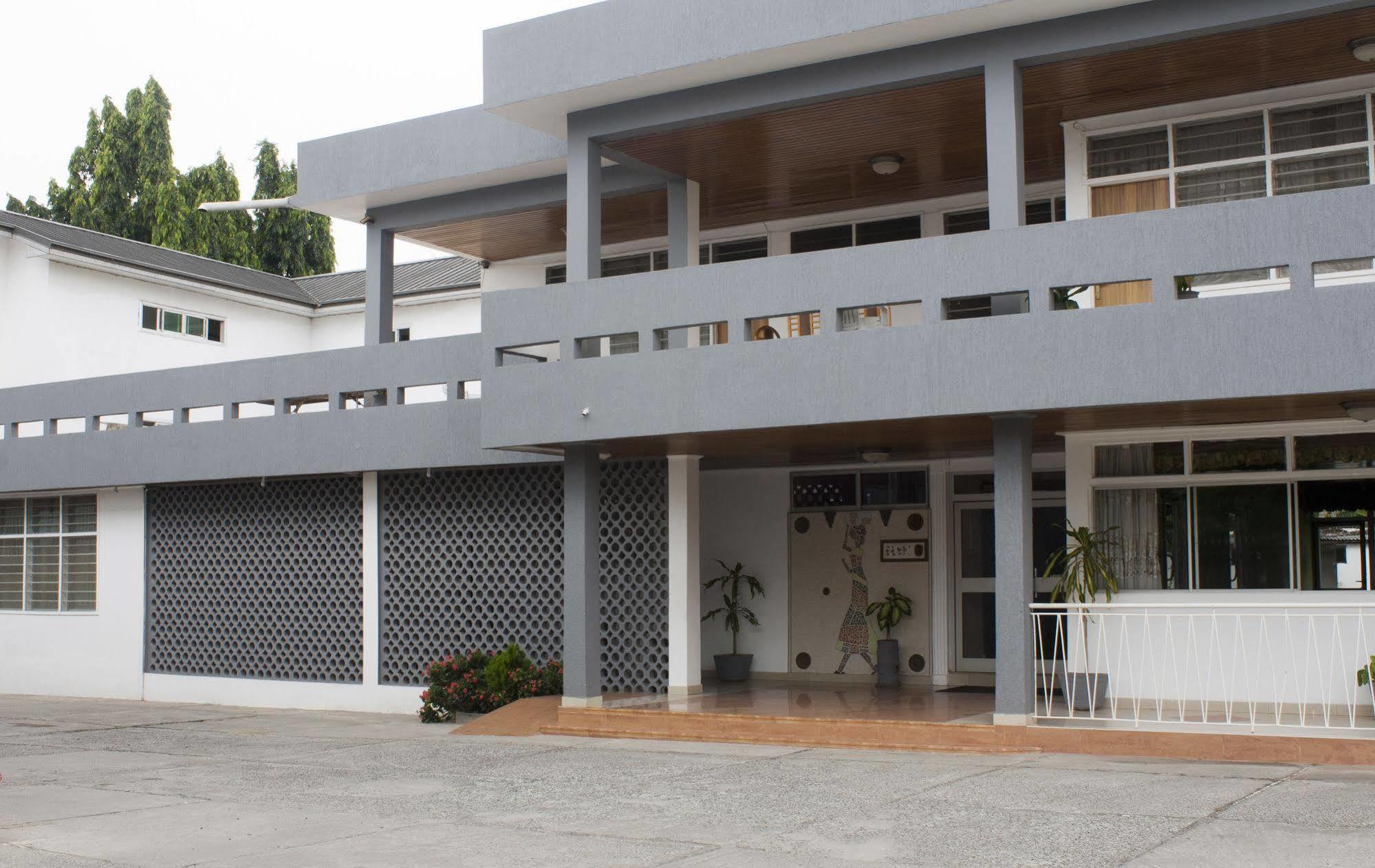 East Legon Guest Lodge Madina Εξωτερικό φωτογραφία